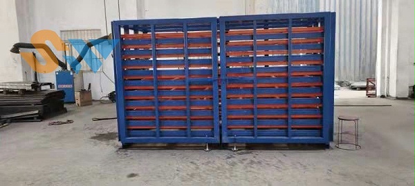 调试好的板材存储货架 (1)