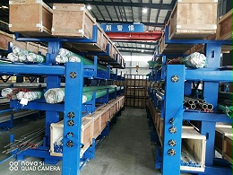 重型悬臂货架优化钢材堆放周转率